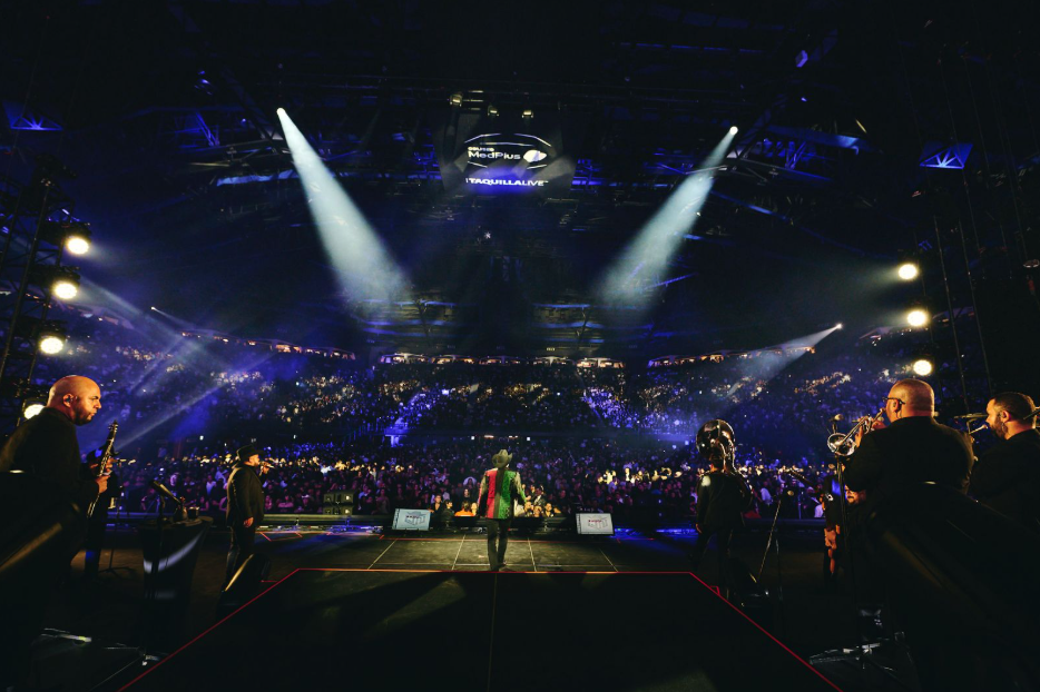 Julión Álvarez Conquista Bogotá