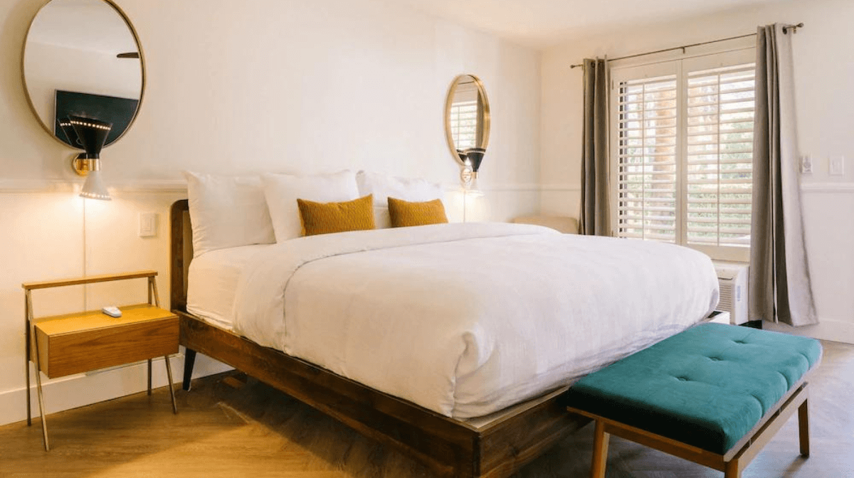 King Bed Room