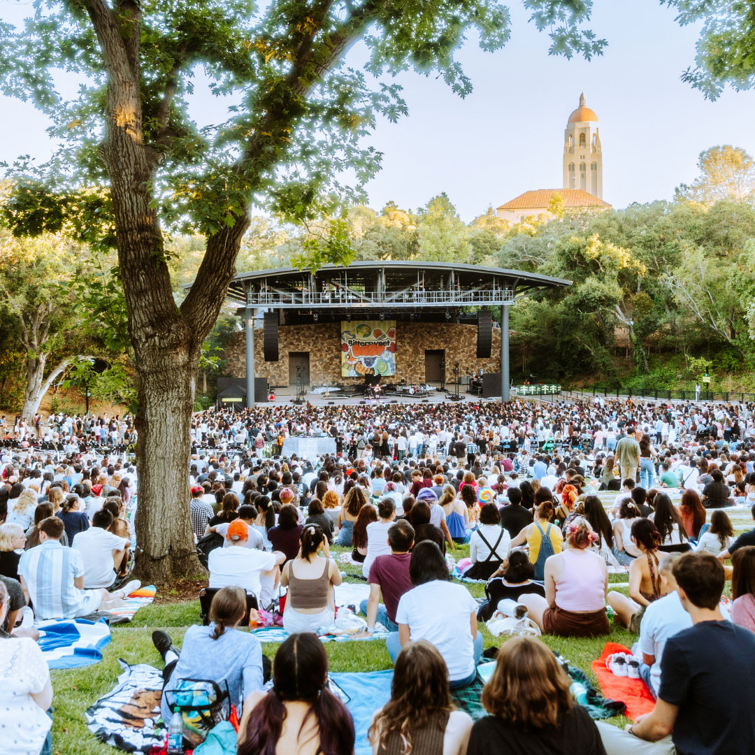 Frost Amphitheater concert crowd on lawn