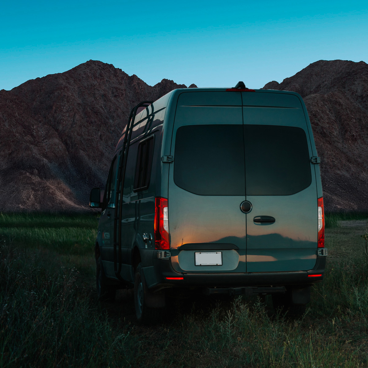 high roof mountain lake